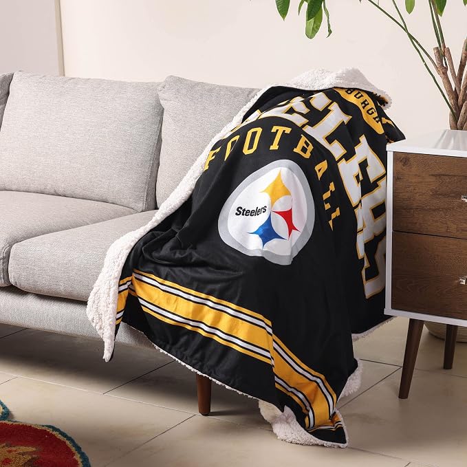 FOCO NFL Unisex-Adult NFL Team Logo Property 60" x 50" Sherpa Plush Throw Blanket