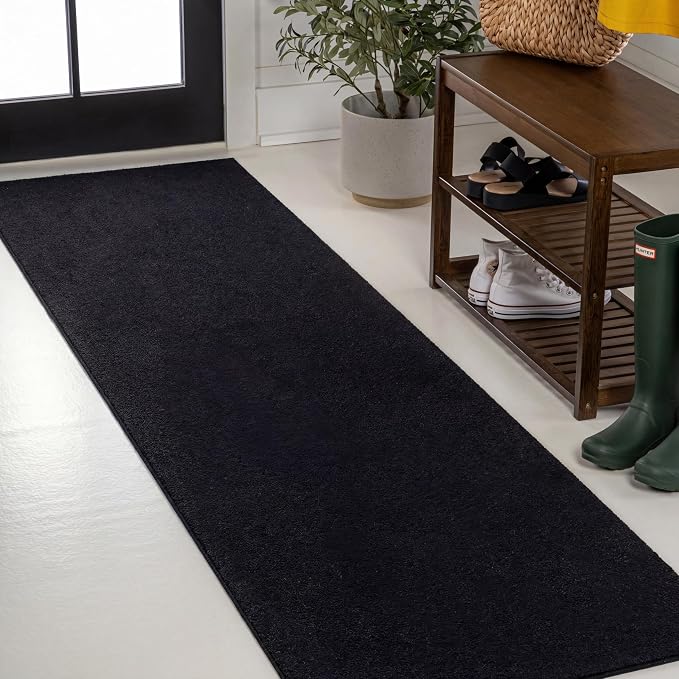JONATHAN Y Peater Classic Casual Commercial Natural Coir Black 2 ft. x 8 ft. Doormat for Entrance, Front Door, Entryway CHG100H-28