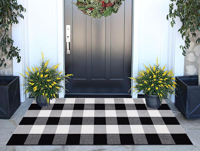 Buffalo Plaid Front Porch Rug 24''x 51''Black and White Checkered Outdoor Rug Cotton Machine Washable Farmhouse Mat for Outdoor, Kitchen, Farmhouse, Entryway,Bathroom
