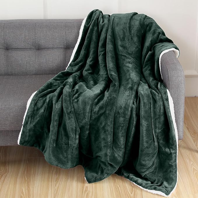 Elegant Comfort Reversible, Solid Sherpa Throw Blanket, All-Season Blanket- Super Soft, Cozy and Plush- Decorative Throw, Perfect for Lounging, 50 x 60 inches, Sherpa Throw Hunter Green