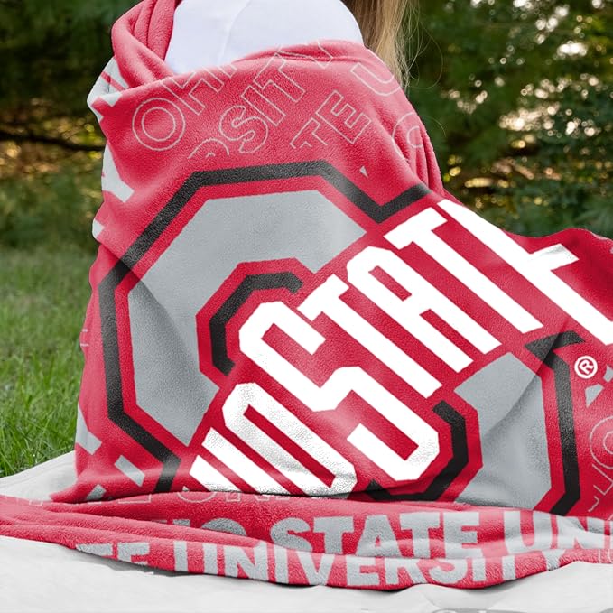 Logo Brands NCAA Classic Fleece Throw Blanket -50” x 60” Ultra-Soft Game Day Blanket with Bold Team Colors & Logo – Cozy College Team Bedding for Fans & Alumni