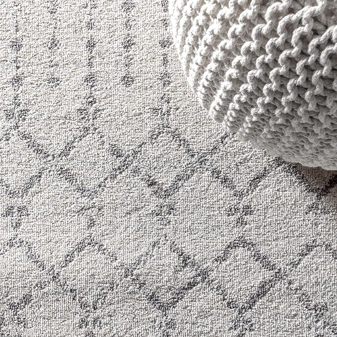 JONATHAN Y Boho Vintage Diamond Cream/Gray Round Area Rug 5 ft, Moroccan Hype for Living Room, Bedroom, Kitchen, Office, Easy-Cleaning, High Traffic, Pet-Friendly, Non-Shedding (MOH101B-5R)