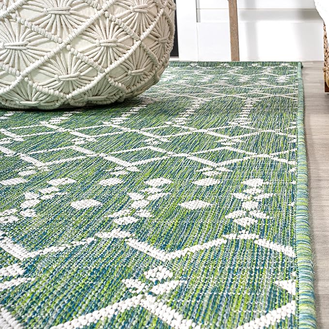 JONATHAN Y Moroccan Geometric Indoor Outdoor Square Area Rug 5X5 Green/Cream, Ourika Textured Weave for Backyard, Patio, Porch, Easy-Cleaning, High Traffic, Pet-Friendly, Non-Shedding (SMB108L-5SQ)