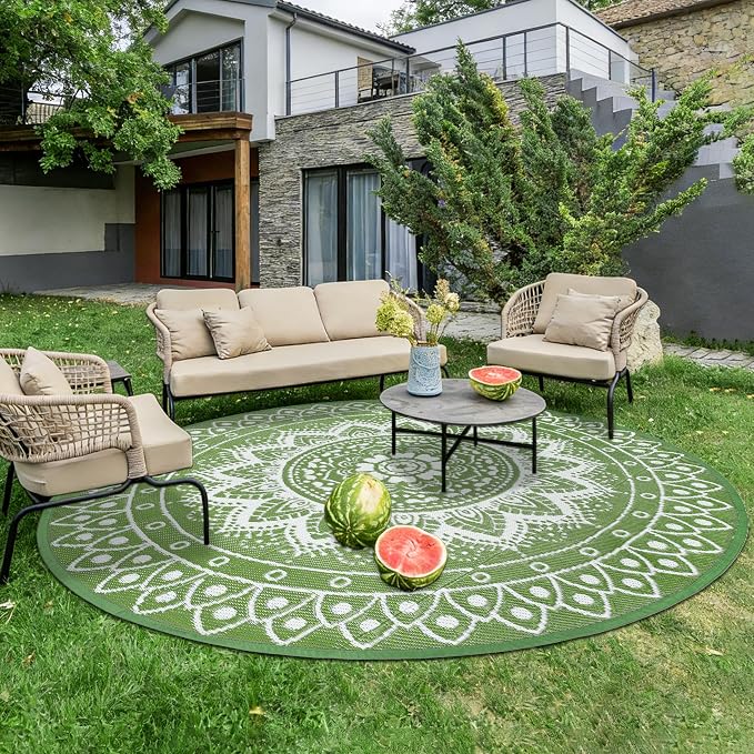 Round Outdoor Rugs for Patios, 8Ft Waterproof Reversible Plastic Straw Mat with Carry Bags, Boho Lightweight Outdoor Carpet Portable Round Floor Mat for Patio Camping Picnic Backyard RV,Green & White