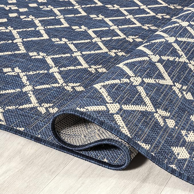 JONATHAN Y Moroccan Geometric Indoor Outdoor Area Rug 4X6 Navy/Beige, Ourika Textured Weave for Backyard, Patio, Porch, Easy-Cleaning, High Traffic, Pet-Friendly, Non-Shedding (SMB108K-4)
