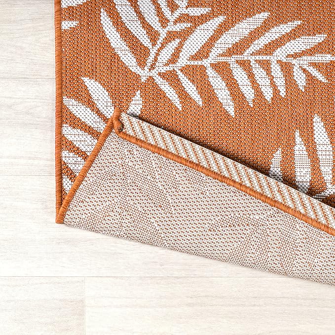 JONATHAN Y Palm Frond Indoor Outdoor Area Rug 4X6 Orange/Cream, Nevis for Backyard, Patio, Porch, Easy-Cleaning, High Traffic, Pet-Friendly, Non-Shedding (SMB119E-4)