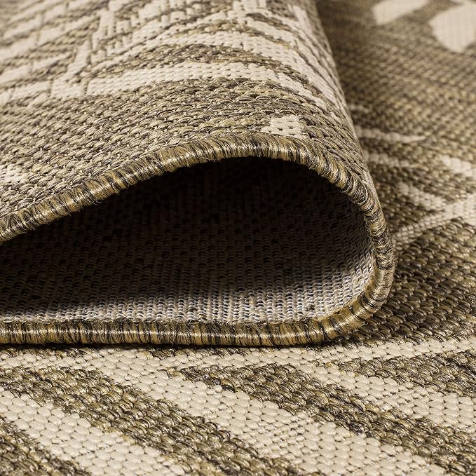 JONATHAN Y Palm Frond Indoor Outdoor Octagon Area Rug 5 Ft Brown/Beige, Nevis for Backyard, Patio, Porch, Easy-Cleaning, High Traffic, Pet-Friendly, Non-Shedding (SMB119A-5TGN)