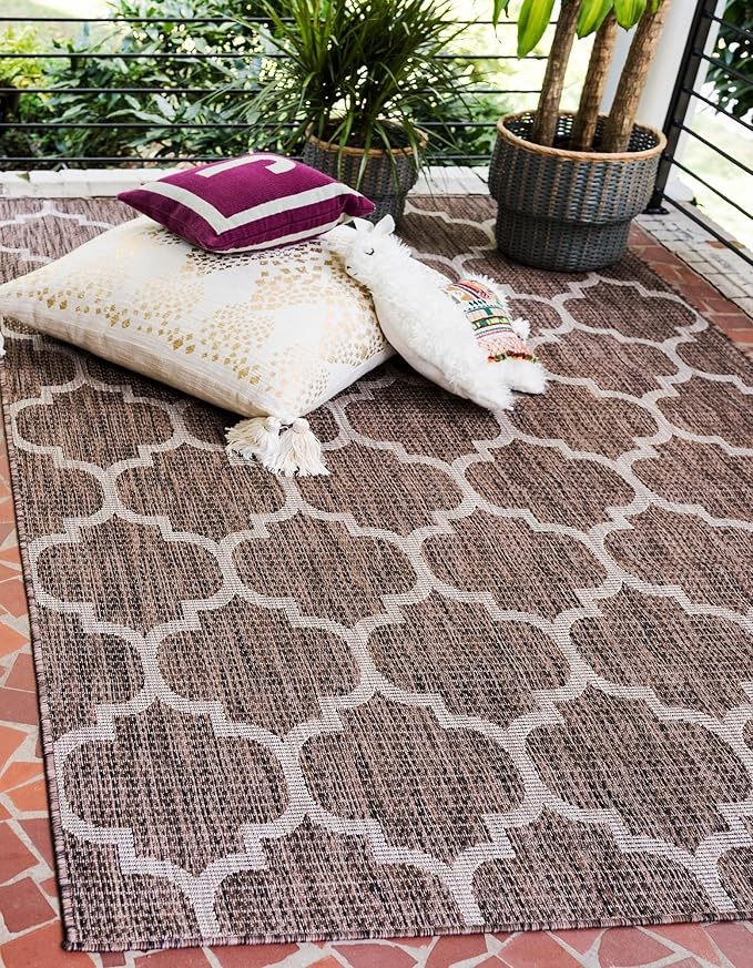 Unique Loom Outdoor Trellis Collection Area Rug (4' 1" x 6' 1" Rectangle, Brown/ Ivory)