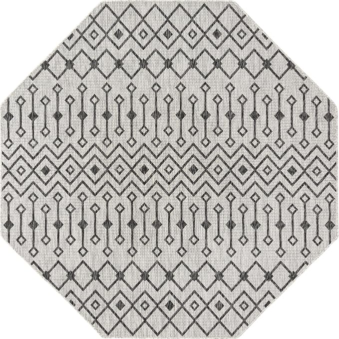 Unique Loom Outdoor Trellis Collection Area Rug - Tribal Trellis (7' 10" Octagon, Gray/ Black)