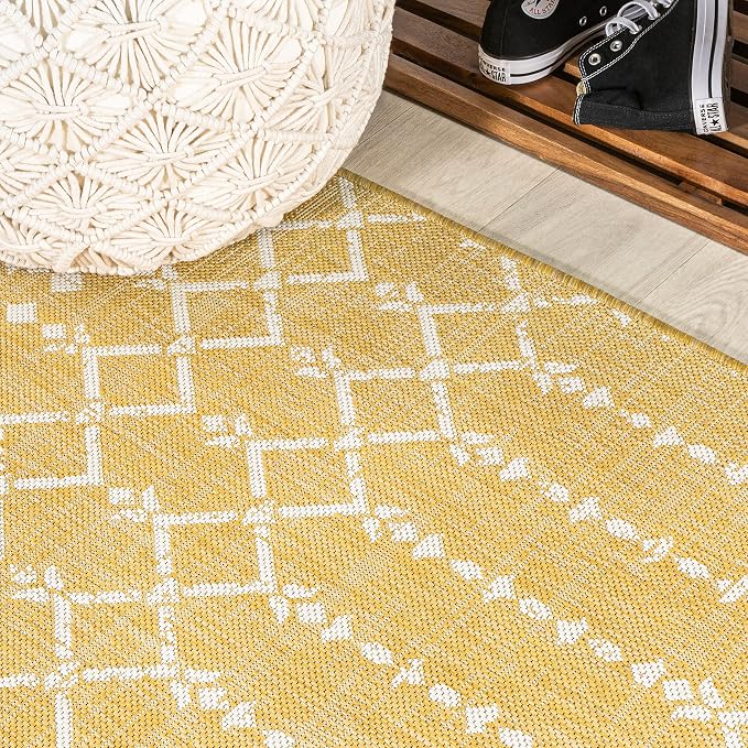 JONATHAN Y Moroccan Geometric Indoor Outdoor Runner Rug 2X10 Yellow/Cream, Ourika Textured Weave for Backyard, Patio, Porch, Easy-Cleaning, High Traffic, Pet-Friendly, Non-Shedding (SMB108G-210)