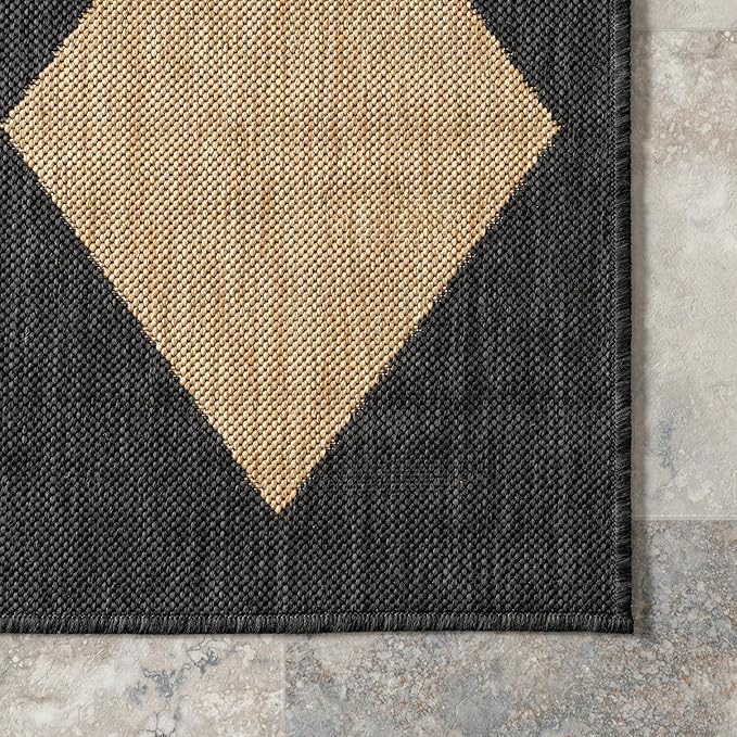 Nuloom Outdoor Performance Collection Sabina Dark Grey/Ivory, 6'7" x 9', Soft, High Traffic, Stain Resistant, Easy Clean, Durable Area Rug for Indoor/Outdoor Patio, Deck, Porch, Garden, Courtyard