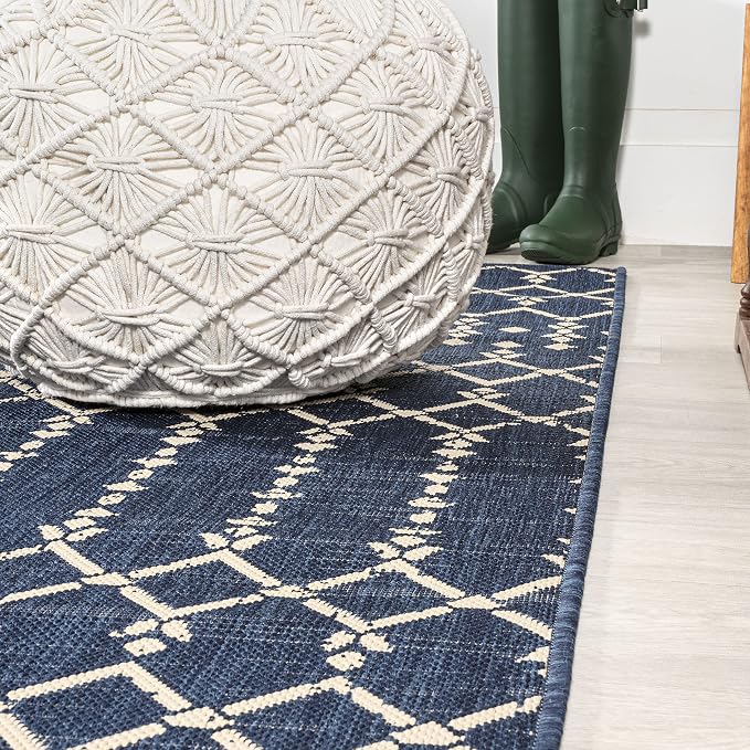 JONATHAN Y Moroccan Geometric Indoor Outdoor Round Area Rug 9 Ft Navy/Beige, Ourika Textured Weave for Backyard, Patio, Porch, Easy-Cleaning, High Traffic, Pet-Friendly, Non-Shedding (SMB108K-9R)