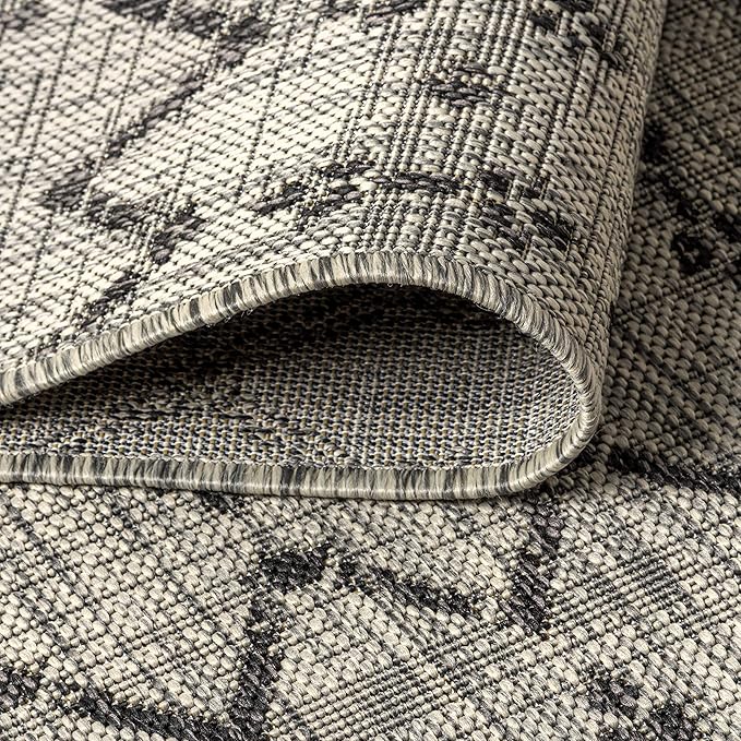 JONATHAN Y Moroccan Geometric Indoor Outdoor Area Rug 9X12 Light Gray/Black, Ourika Textured Weave for Backyard, Patio, Porch, Easy-Cleaning, High Traffic, Pet-Friendly, Non-Shedding (SMB108E-9)