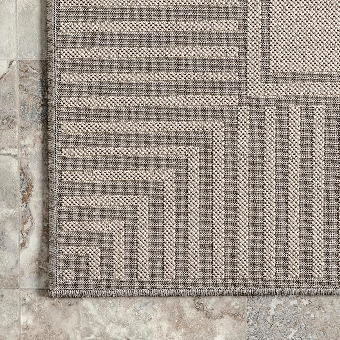 nuLOOM Asha Light Grey Bordered Indoor/Outdoor Runner Rug, 2' x 8'