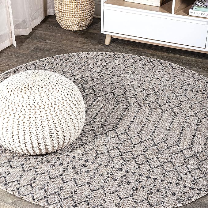 JONATHAN Y Moroccan Geometric Indoor Outdoor Round Area Rug 8 Ft Light Gray/Black, Ourika Textured Weave for Backyard, Patio, Porch, Easy-Cleaning, High Traffic Pet-Friendly, Non-Shedding SMB108E-8R
