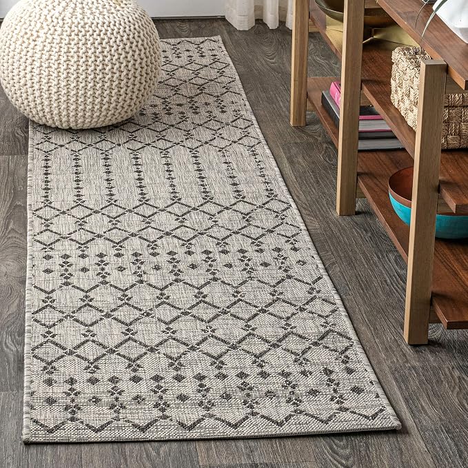 JONATHAN Y Moroccan Geometric Indoor Outdoor Runner Rug 2X14 Light Gray/Black, Ourika Textured Weave for Backyard, Patio, Porch, Easy-Cleaning, High Traffic Pet-Friendly, Non-Shedding SMB108E-214