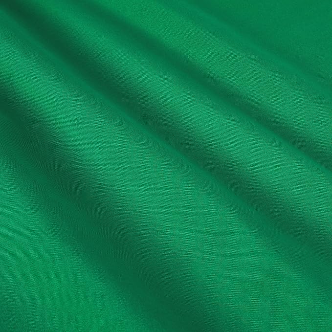 Amazon Basics 7-Piece Soft, All-Season Microfiber Kid's Bed-in-a-Bag Bedding Set with Comforter, Sheets, Pillow Shams and Pillowcases, Full/Queen, Solid Green