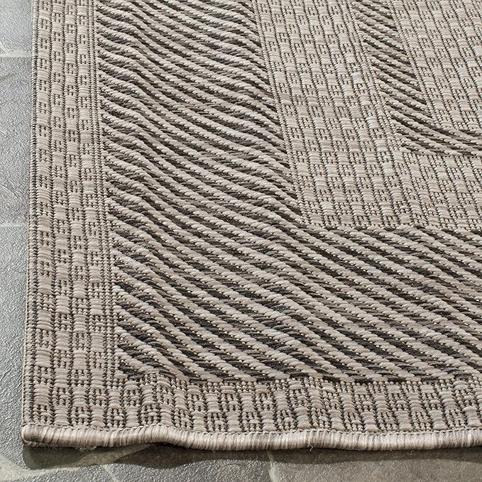 SAFAVIEH Courtyard Outdoor Rug 6x8, Beige & Black CY8477-36612