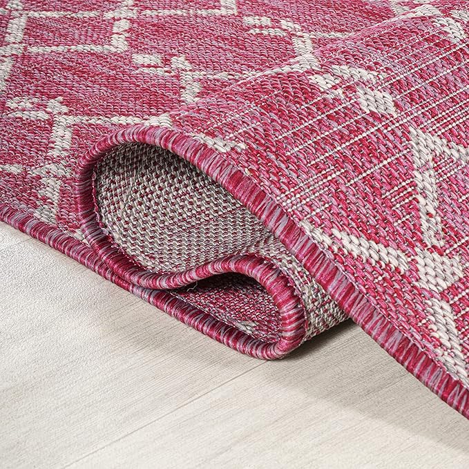 JONATHAN Y Moroccan Geometric Indoor Outdoor Area Rug 4X6 Fuchsia/Light Gray, Ourika Textured Weave for Backyard, Patio, Porch, Easy-Cleaning, High Traffic, Pet-Friendly, Non-Shedding (SMB108Q-4)