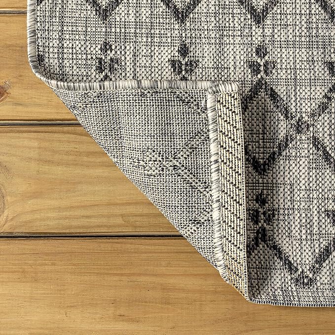 JONATHAN Y Moroccan Geometric Indoor Outdoor Area Rug 9X12 Light Gray/Black, Ourika Textured Weave for Backyard, Patio, Porch, Easy-Cleaning, High Traffic, Pet-Friendly, Non-Shedding (SMB108E-9)