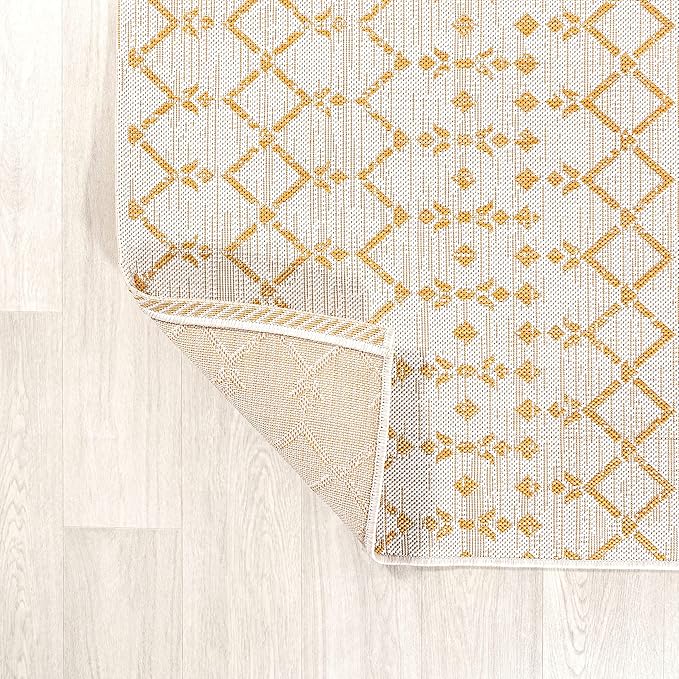 JONATHAN Y Moroccan Geometric Indoor Outdoor Area Rug 4X6 Cream/Yellow, Ourika Textured Weave for Backyard, Patio, Porch, Easy-Cleaning, High Traffic, Pet-Friendly, Non-Shedding (SMB108J-4)
