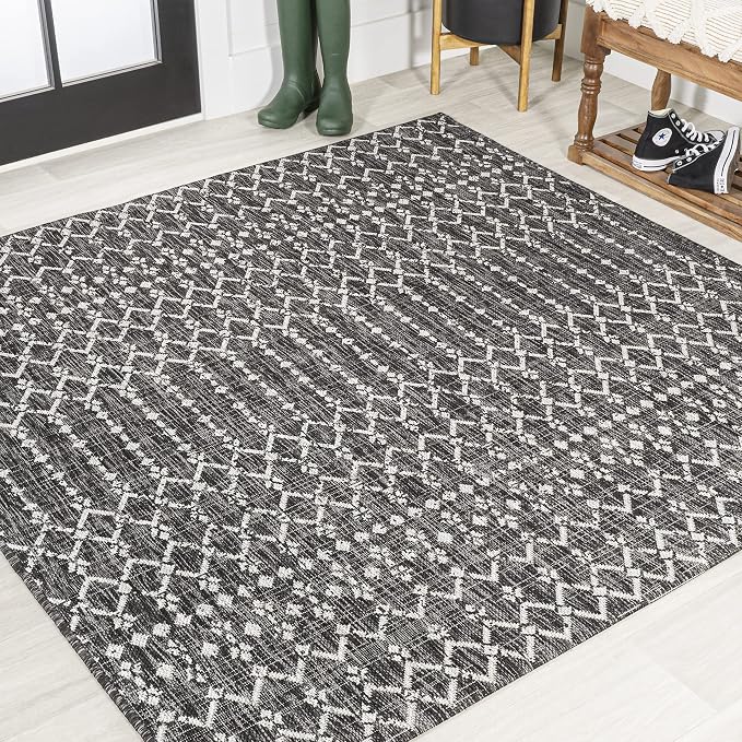 JONATHAN Y Moroccan Geometric Indoor Outdoor Square Area Rug 8X8 Black/Gray, Ourika Textured Weave for Backyard, Patio, Porch, Easy-Cleaning, High Traffic, Pet-Friendly, Non-Shedding (SMB108F-8SQ)