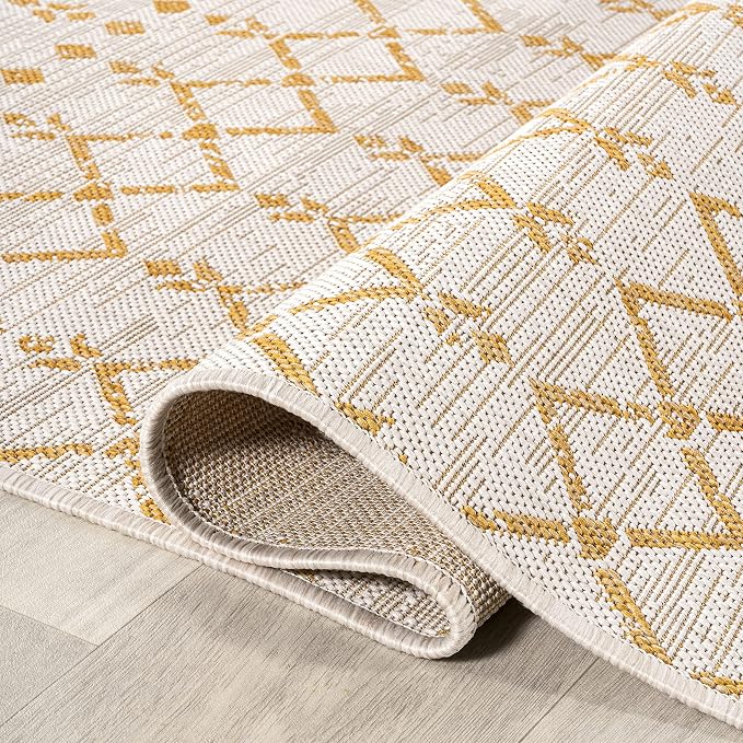 JONATHAN Y Moroccan Geometric Indoor Outdoor Area Rug 4X6 Cream/Yellow, Ourika Textured Weave for Backyard, Patio, Porch, Easy-Cleaning, High Traffic, Pet-Friendly, Non-Shedding (SMB108J-4)