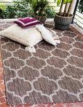 Unique Loom Outdoor Trellis Collection Area Rug (5' 3" x 8' Rectangle, Brown/ Ivory)