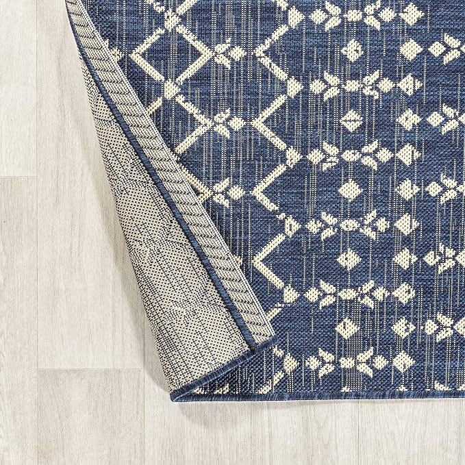JONATHAN Y Moroccan Geometric Indoor Outdoor Square Area Rug 3X3 Navy/Beige, Ourika Textured Weave for Backyard, Patio, Porch, Easy-Cleaning, High Traffic, Pet-Friendly, Non-Shedding (SMB108K-3SQ)