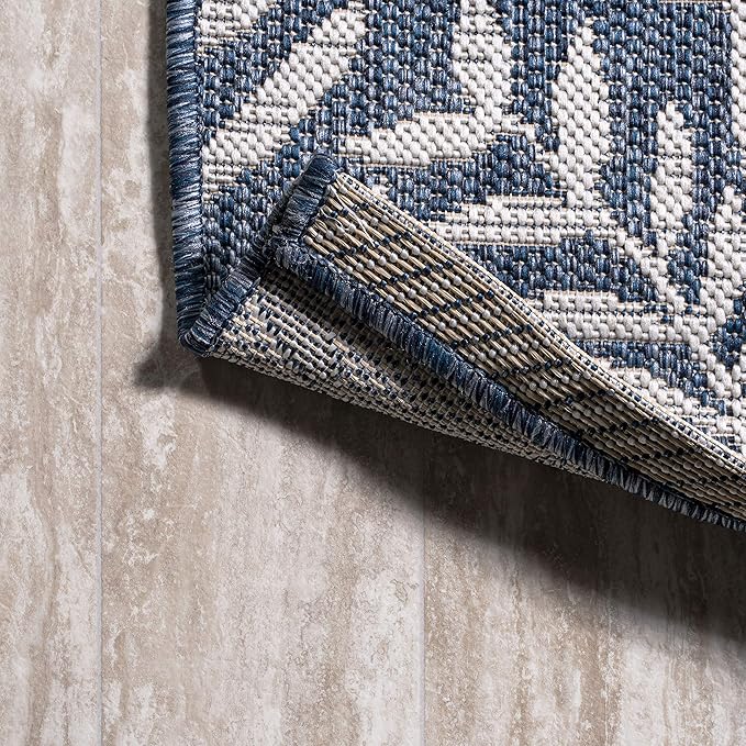 JONATHAN Y Palm Frond Indoor Outdoor Round Area Rug 4 Ft Navy/Ivory, Nevis for Backyard, Patio, Porch, Easy-Cleaning, High Traffic, Pet-Friendly, Non-Shedding (SMB119B-4R)