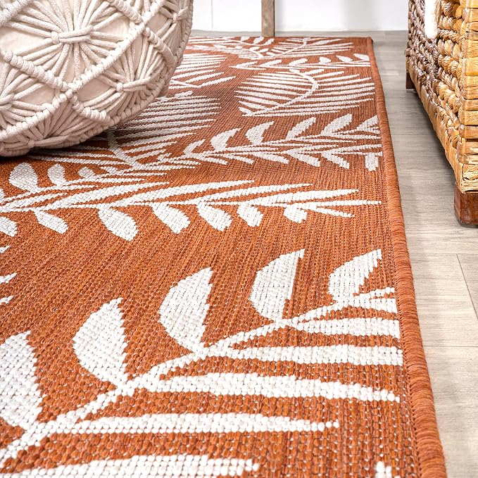 JONATHAN Y Palm Frond Indoor Outdoor Area Rug 4X6 Orange/Cream, Nevis for Backyard, Patio, Porch, Easy-Cleaning, High Traffic, Pet-Friendly, Non-Shedding (SMB119E-4)