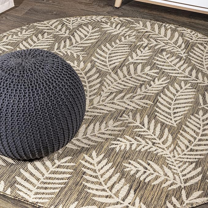 JONATHAN Y Palm Frond Indoor Outdoor Round Area Rug 4 Ft Brown/Beige, Nevis for Backyard, Patio, Porch, Easy-Cleaning, High Traffic, Pet-Friendly, Non-Shedding (SMB119A-4R)