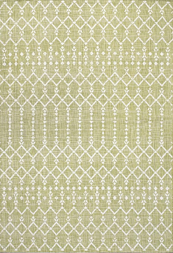 JONATHAN Y Moroccan Geometric Indoor Outdoor Area Rug 4X6 Light Green/Cream, Ourika Textured Weave for Backyard, Patio, Porch, Easy-Cleaning, High Traffic, Pet-Friendly, Non-Shedding (SMB108N-4)