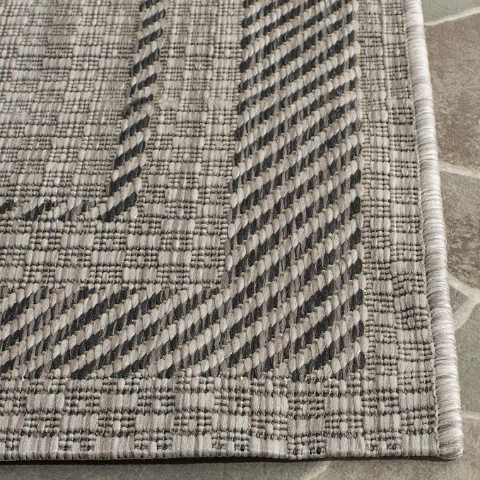 SAFAVIEH Courtyard Outdoor Rug 6x8, Beige & Black CY8477-36612