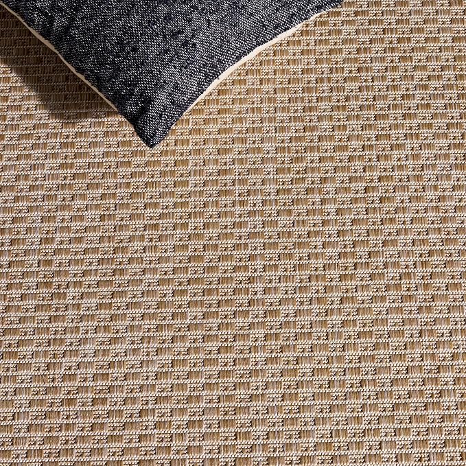 SAFAVIEH Courtyard Accent Rug 2'7"x5', Dark Beige & Beige CY8477-39321