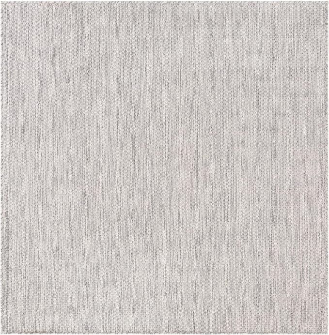 Unique Loom Outdoor Solid Collection Area Rug (6' 1" Square Light Gray/Ivory)